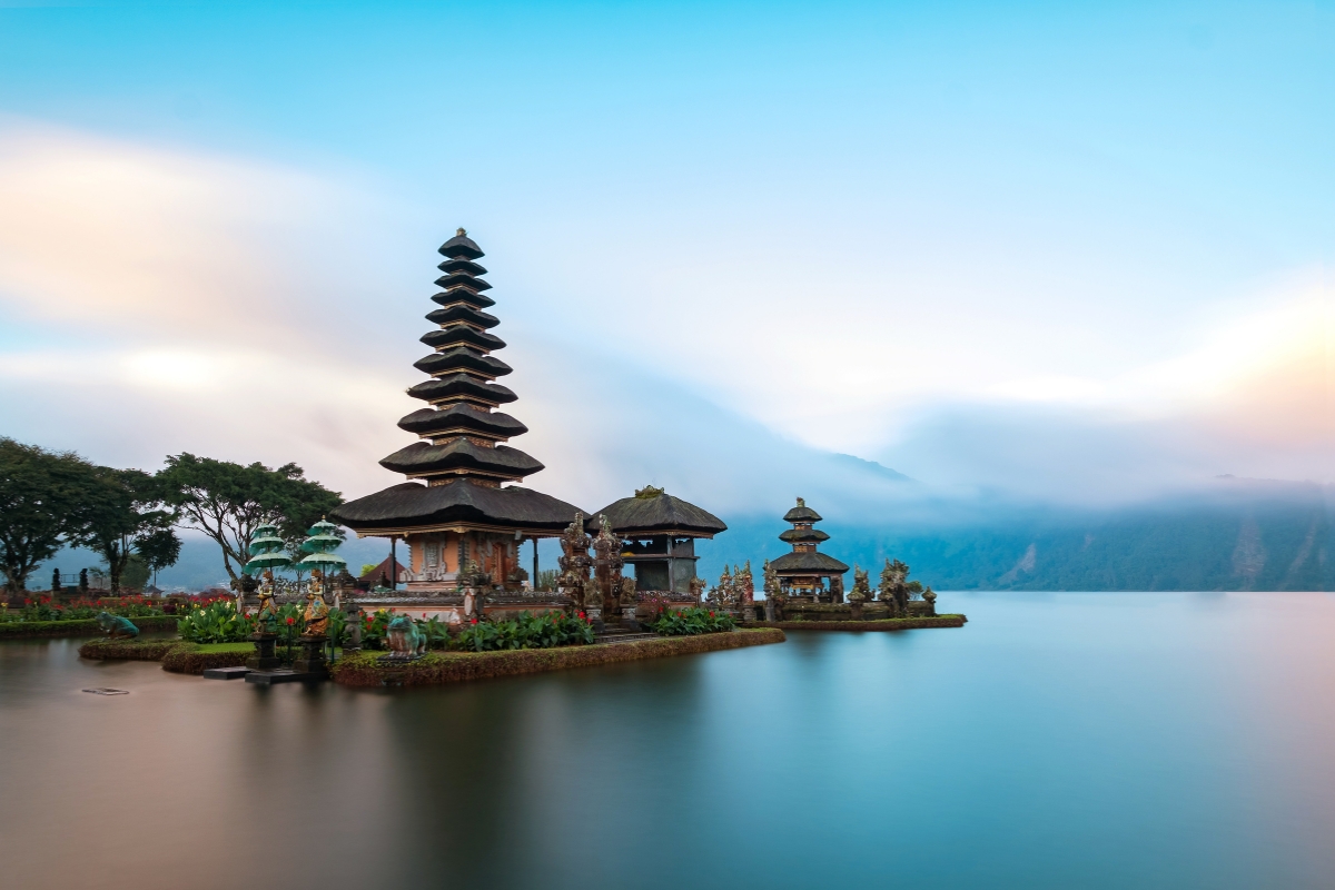 Tri Hita Karana, a philosophy that emphasizes harmony between people, nature, and the spiritual world shown in Balinese architecture.