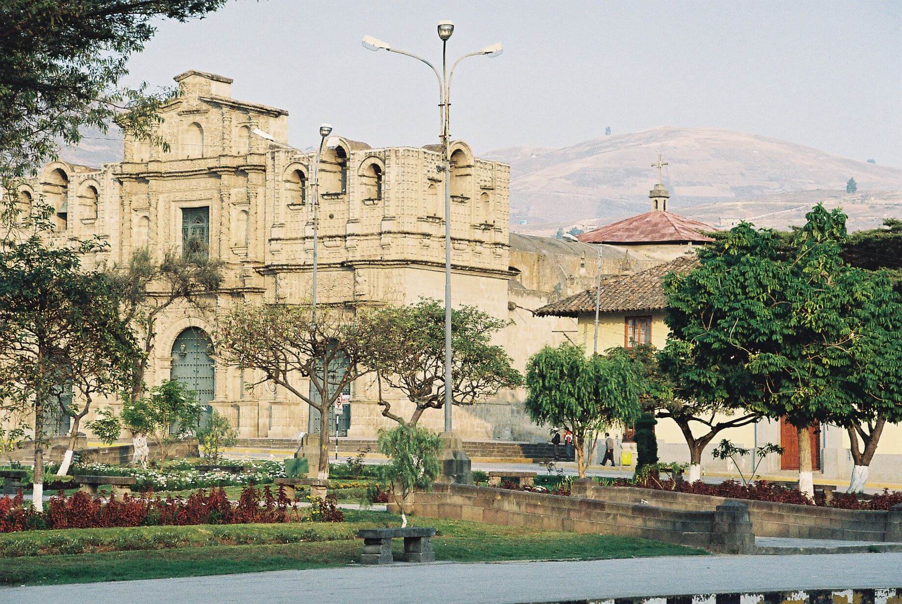Cajamarca Central Plaza