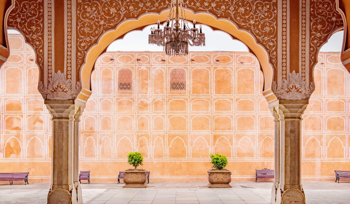Archway architecture design inside the City Palace of Jaipur, India