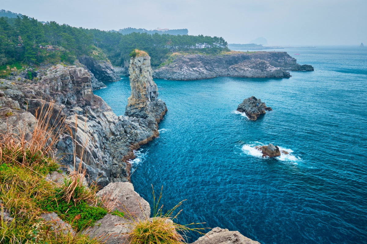 Jeju Island is one of South Korea’s most exceptional destinations for nature lovers.