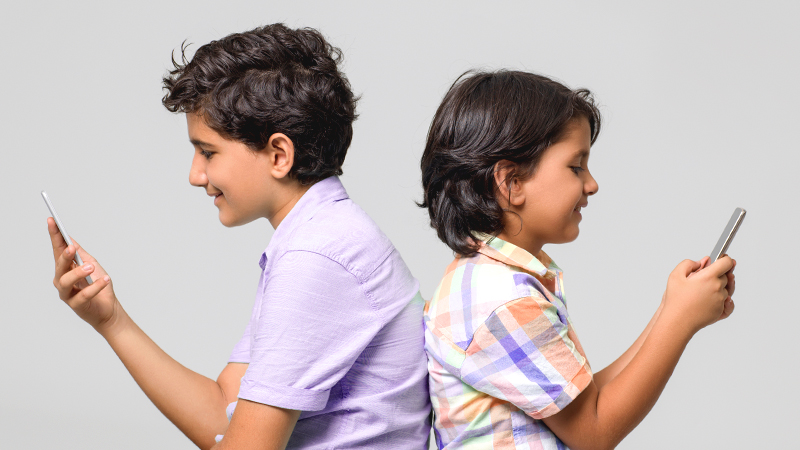 When should you get kid first phone