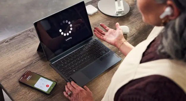 Laptop with a spinning circle