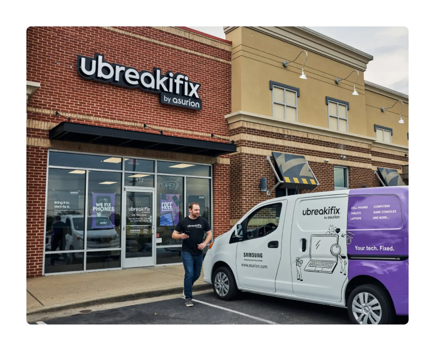 A ubreakifix van outside of the storefront