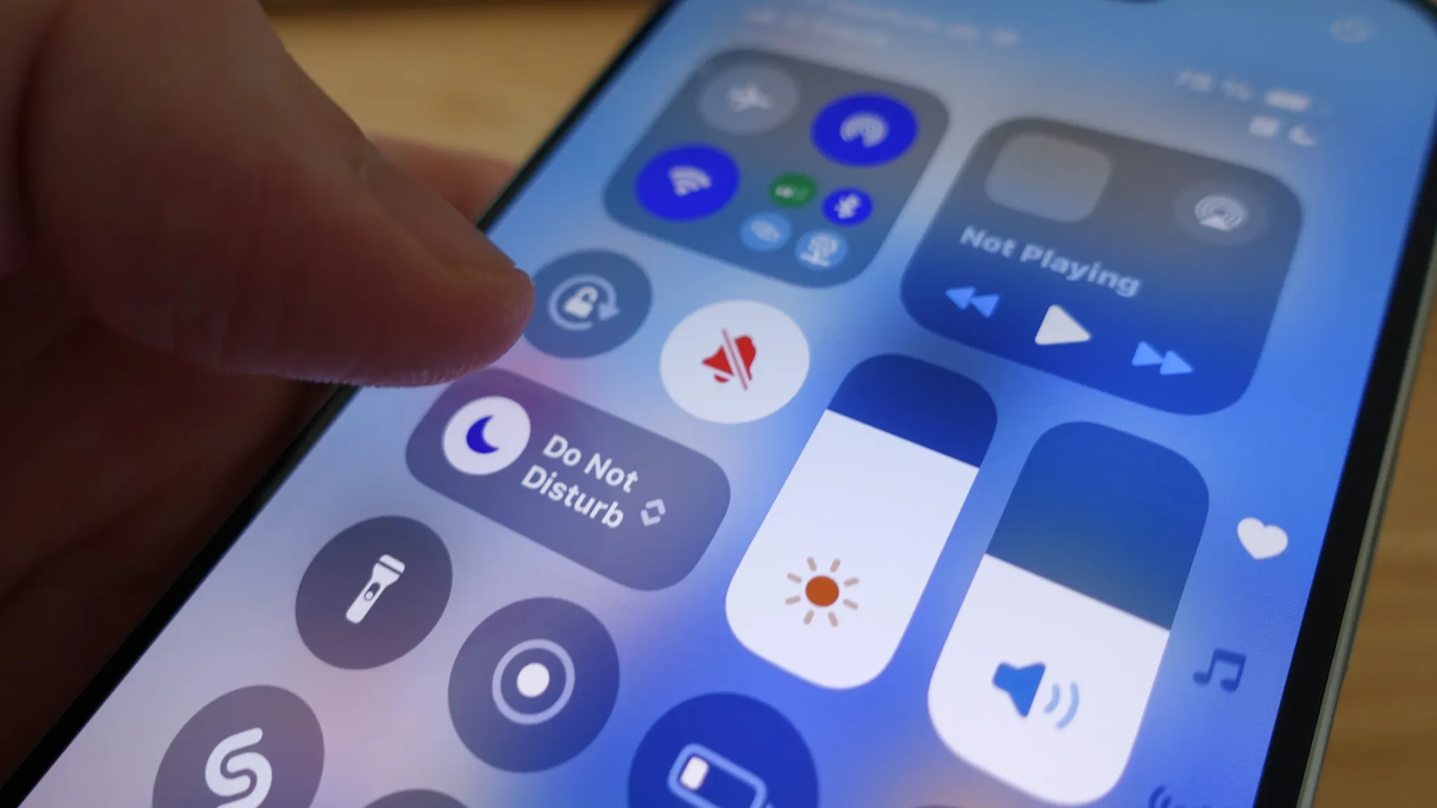iPhone with Do Not Disturb enabled, illustrating why the setting turns on automatically and how to fix it