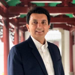 Dr. Manish Kohli