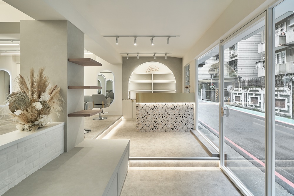 店面設計案例 2/髮廊沙龍:侘寂網美風