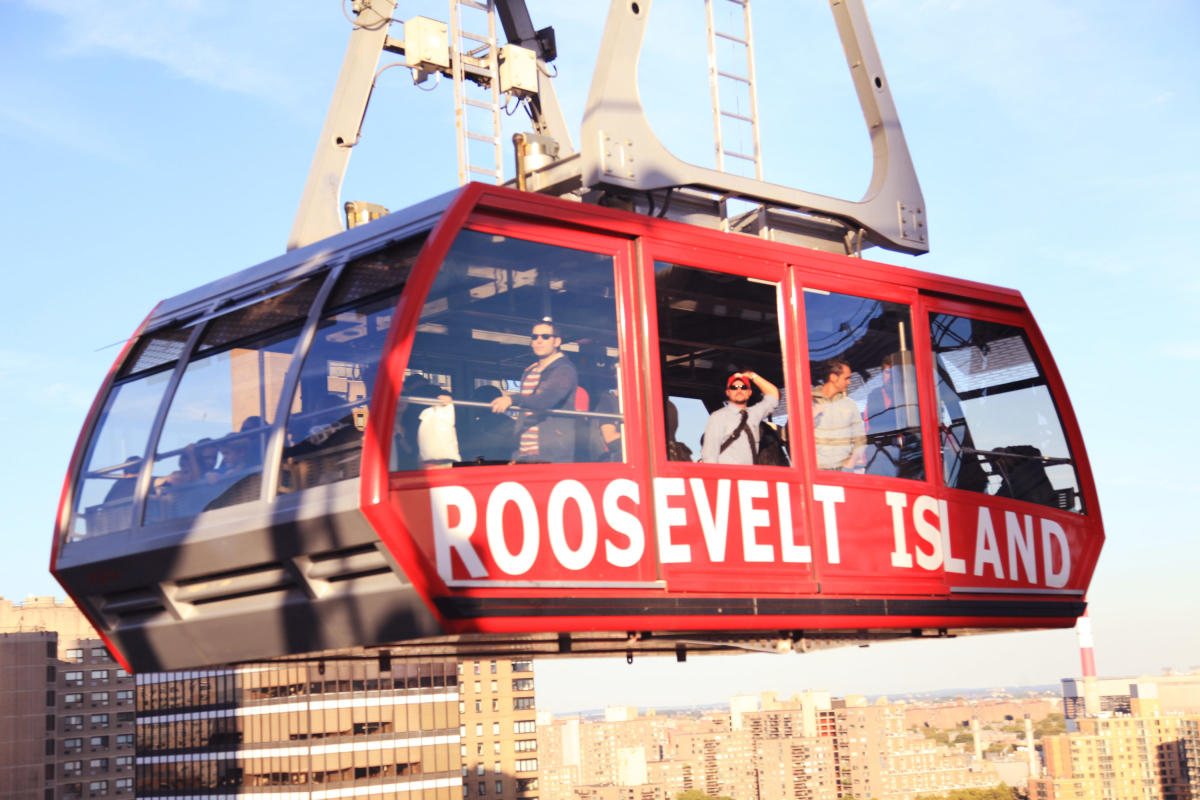 roosevelt-island-_tram-rioc