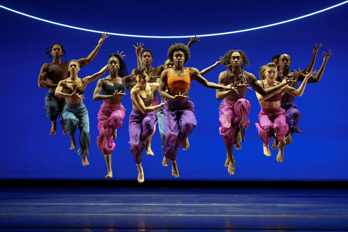Alvin-Ailey-American-Dance-Theater-in-Kyle-Abraham-s-Are-You-in-Your-Feelings-manhattan-nyc-Photo-by-Paul-Kolnik.jpg