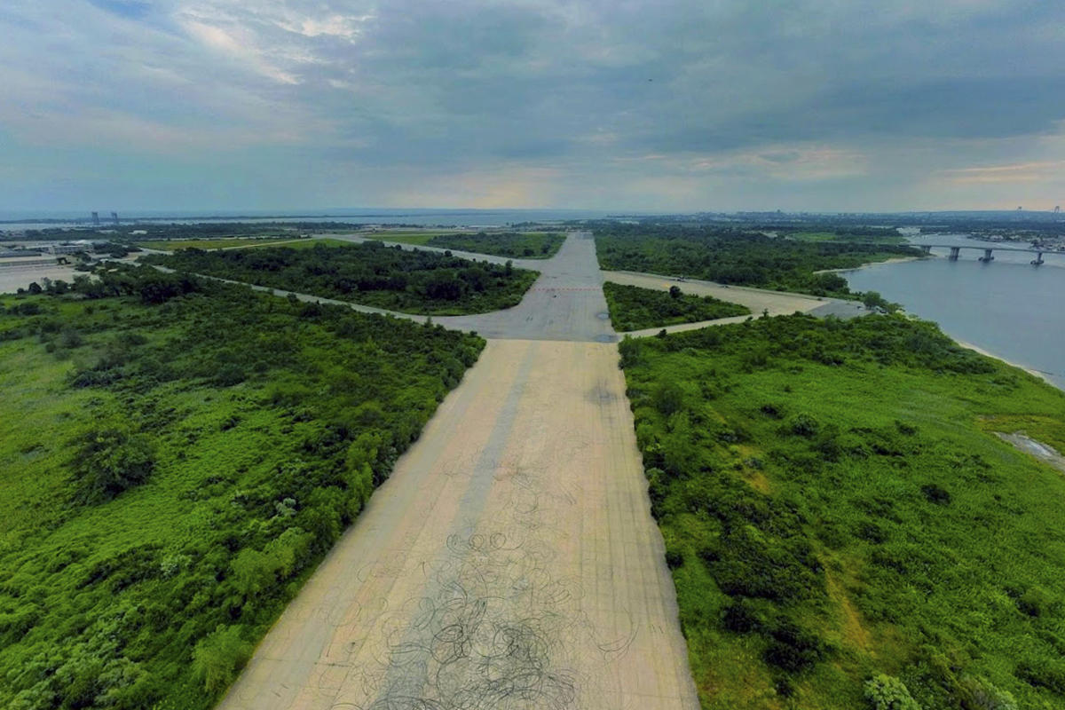 Floyd-Bennett-Field-Brooklyn-NYC-Photo-Courtesy-Jamaica Bay-Rockaway-Parks-Conservancy.jpg