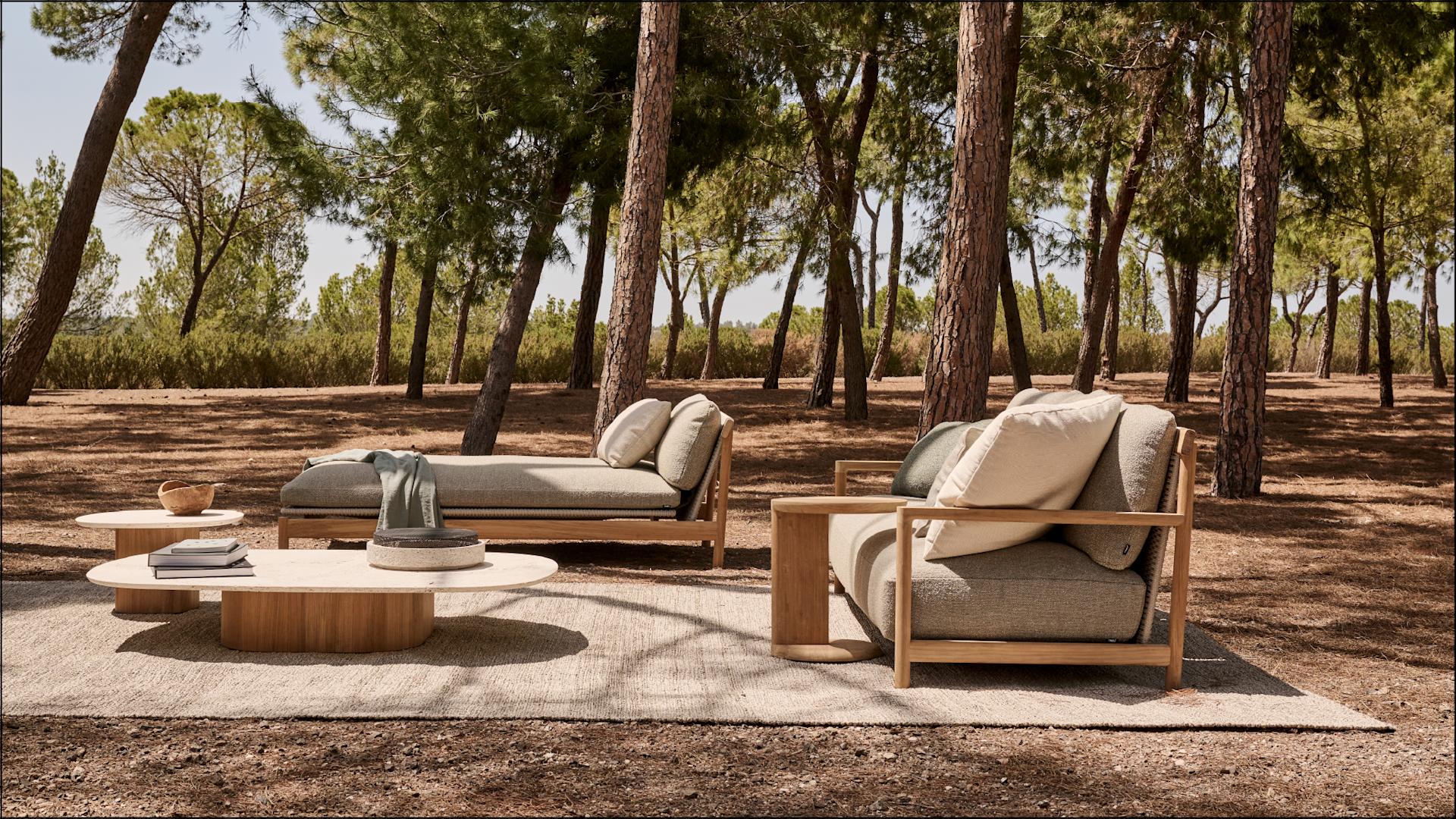 AMANU 3-seat sofa, AMANU daybed, AMANU c-table, SEREN low table