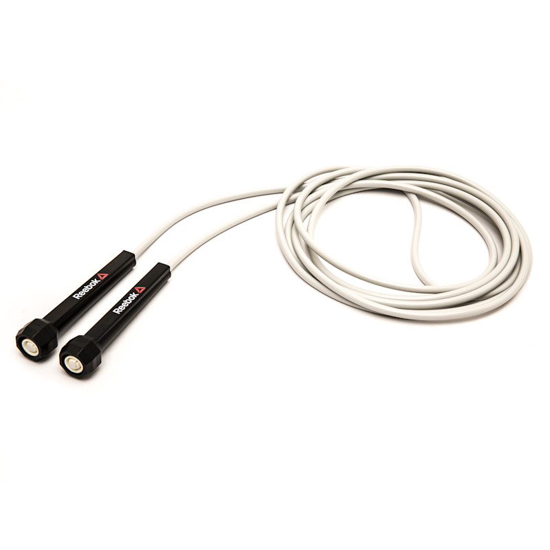 reebok_skipping_rope_rsrp-16081product_4.jpg – Träning med hopprep är en av de mest effektiva övningarna för hela kroppen. Visste du att du kan bränna upp till 1000 kalorier per timme endast genom att träna med hopprep.
Detta Reebok-hopprep är 300 cm långt och 5 mm tjockt. Repet är konstruerat för höga hastigheter och de bekväma smala och lätta handtagen kommer att ge en jämn rörelse för varje båge. Det hållbara repet är tillverkat av polymer.
Perfekt för användare på alla fitnessnivåer. Reebok Skipping Rope har smala och lätta handtag och är tillverkat av ett hållbart polymer-rep. – Nordic Gym