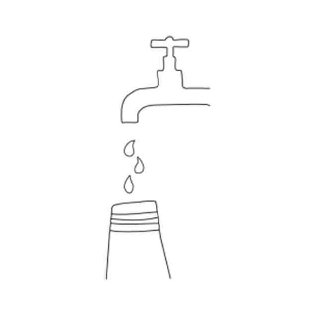 Eine Illustration einer Vase, die mit frischem Wasser gefüllt wird