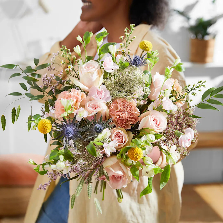 pink roses and carnations