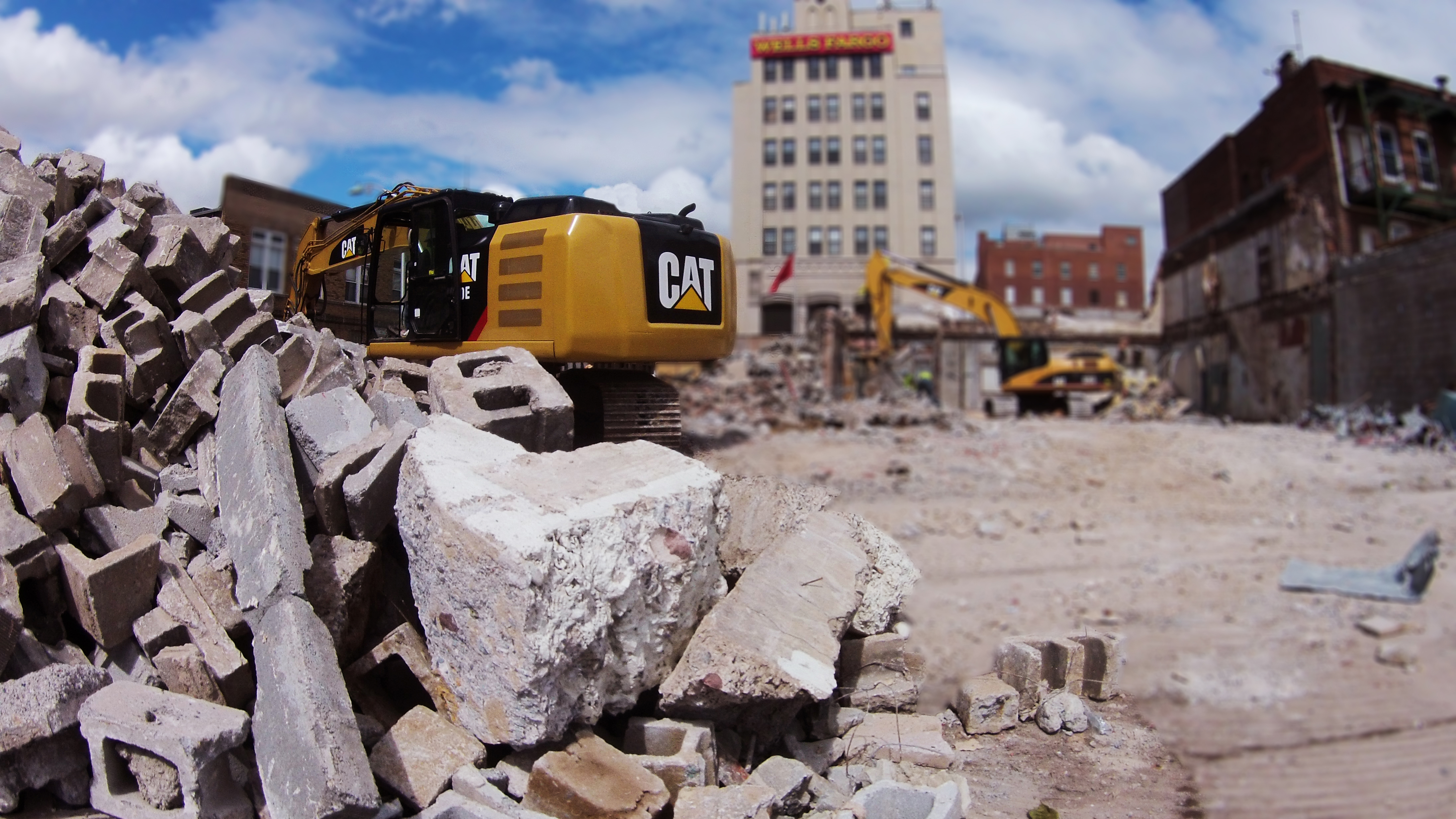 Sky contracting environment