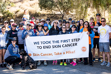 Group of AAD's Skin Cancer, Take a Hike!™ participants