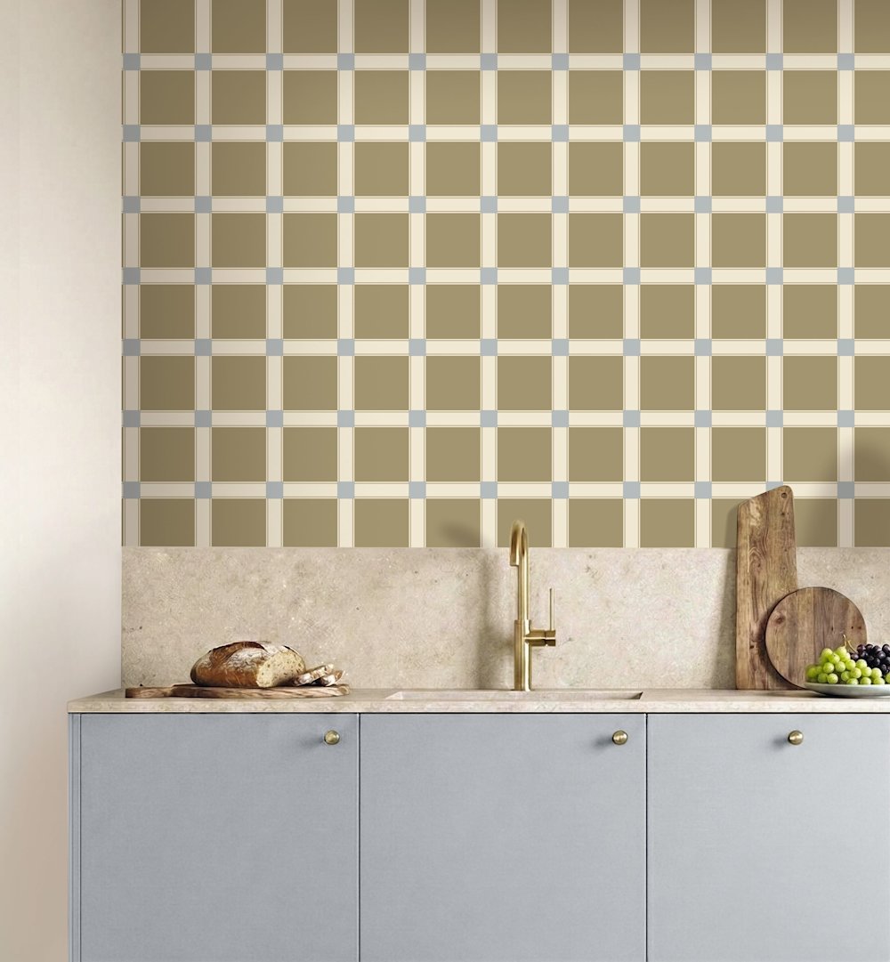 behang - woonkamer - Caselio - Forma - 107867060 - groen - blauw - offwhite - Keuken met groen grafisch ruitbehang