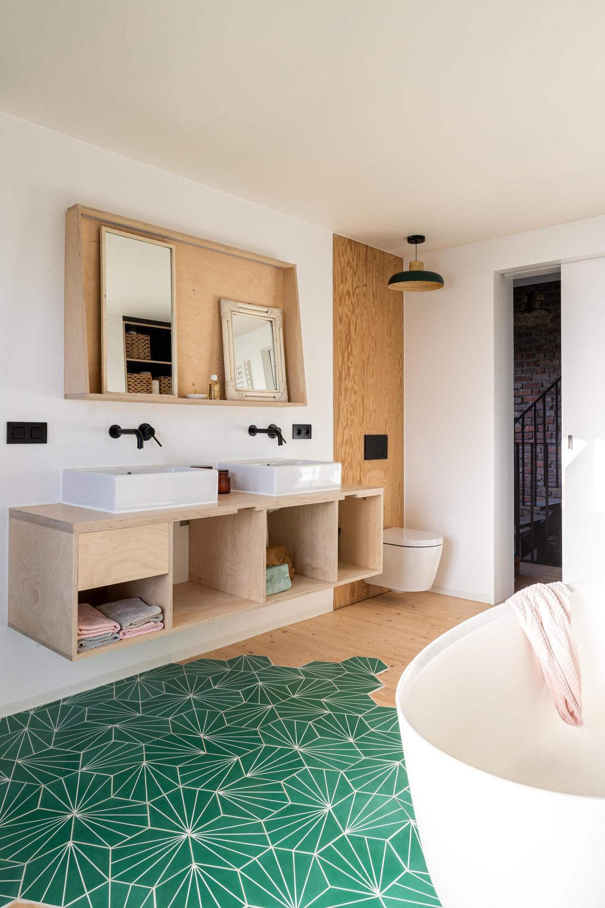 inspiratiebeeld magazine lente 2023 rustgevende badkamer