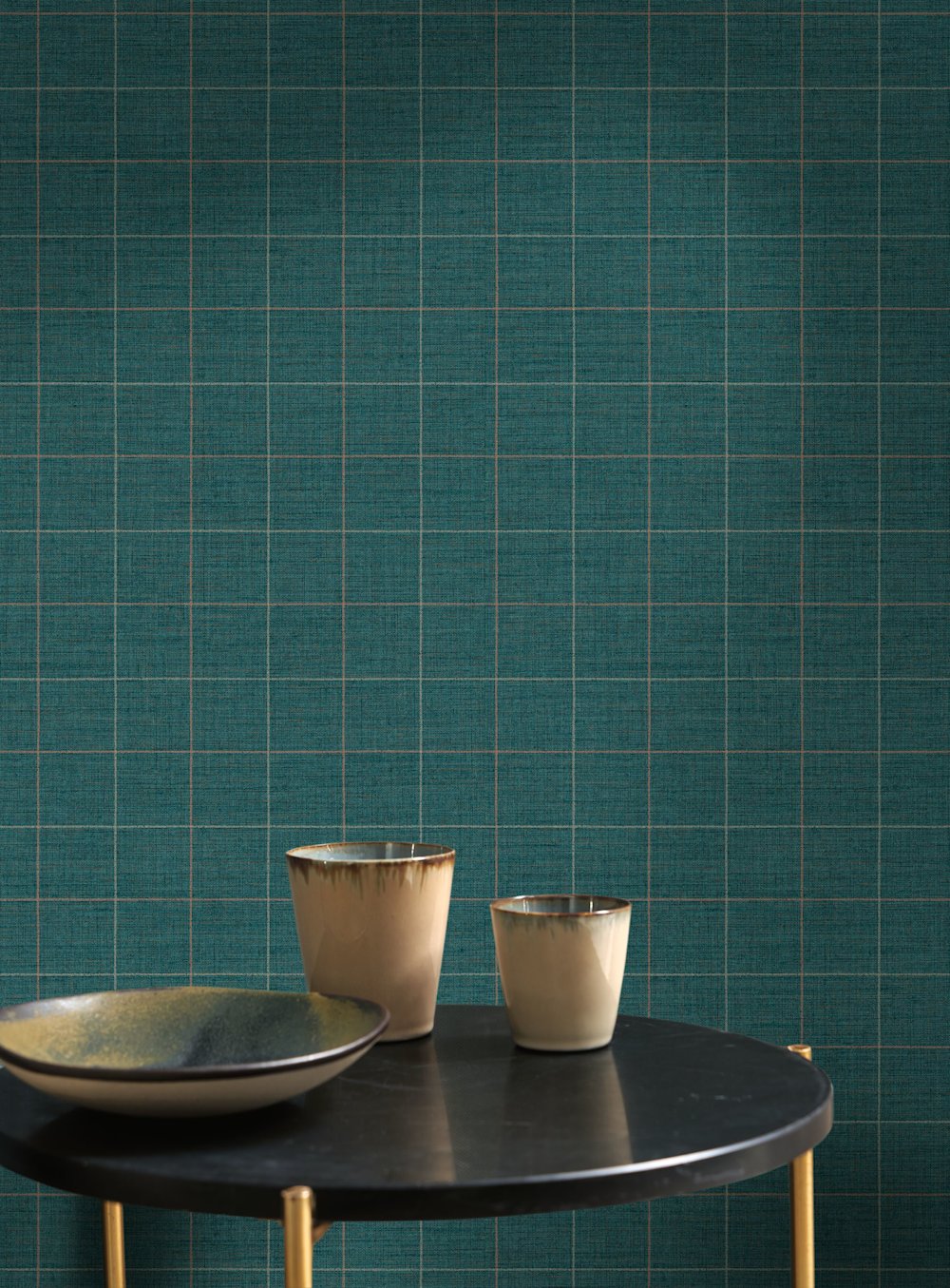 papier peint - salon - Casadeco - Carnaby Street - 200518820 - vert - motif à carreaux bleu pétrole, céramique, table d'appoint