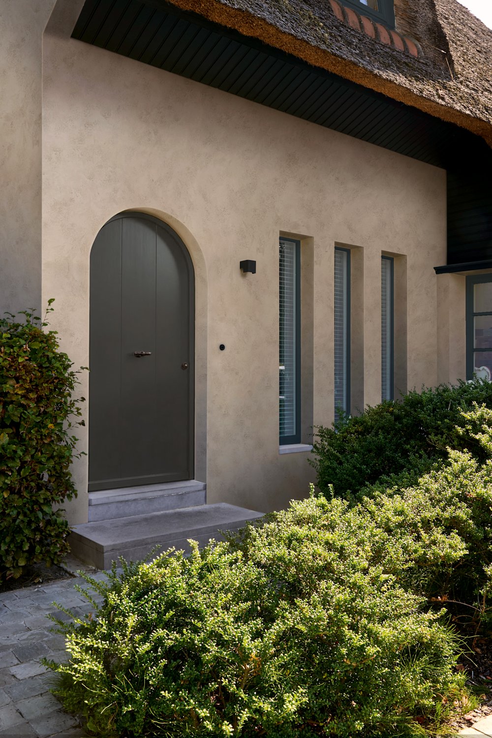 deco - sandrock - gevel - bruin - coloramagazine