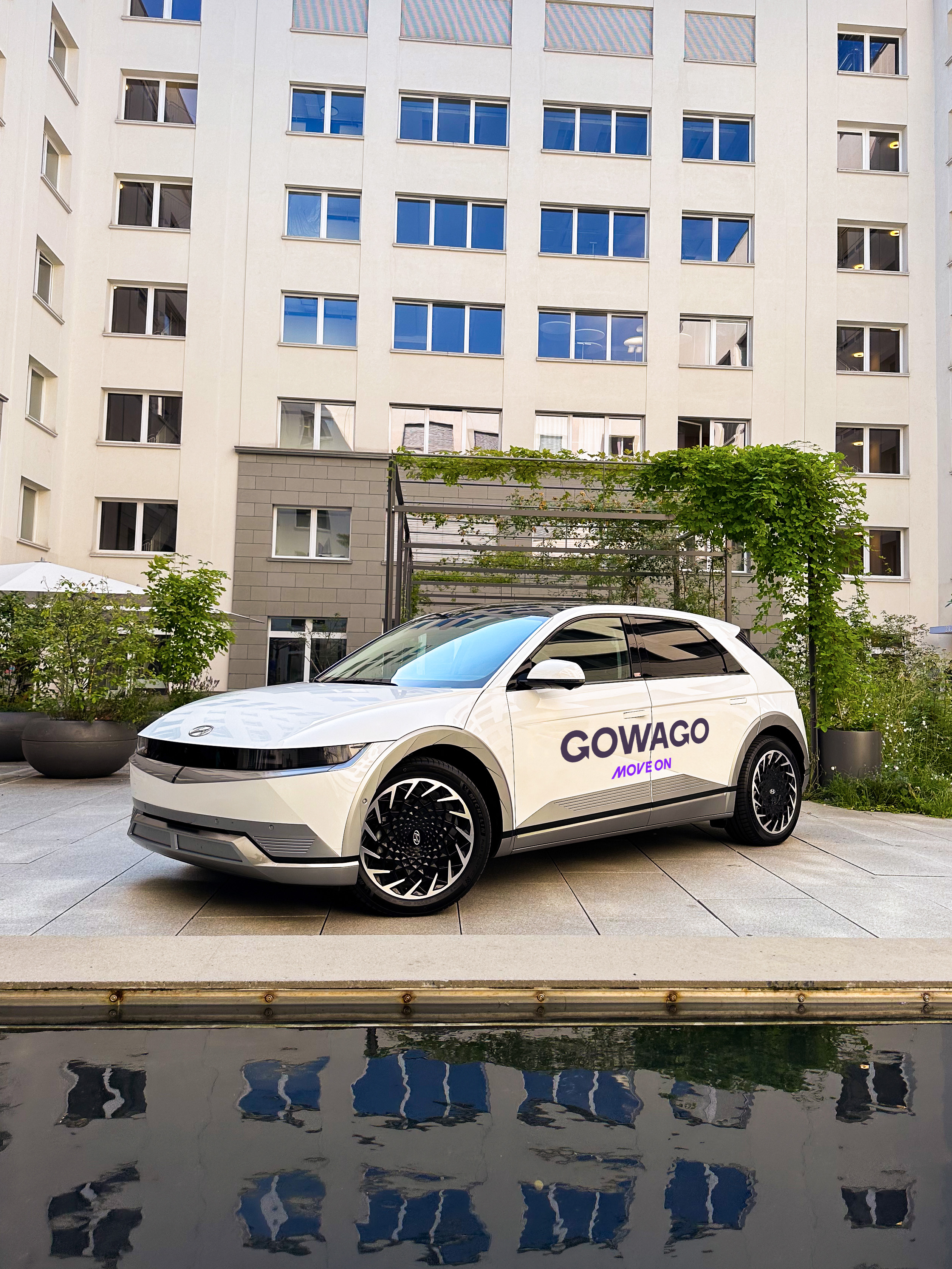 Hyundai Shooting New Logo 2