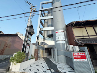 びわ湖浜大津駅前