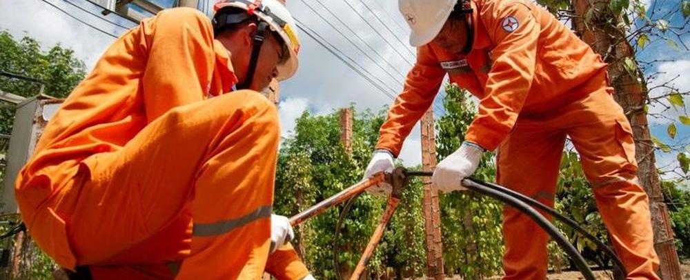 Điều chỉnh kế hoạch cung cấp điện mùa khô và cả năm 2024: Bộ Công Thương ra quyết định mới