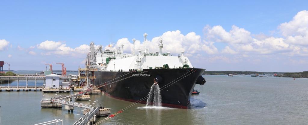 PV GAS tiếp nhận chuyến tàu LNG thứ ba đến Việt Nam