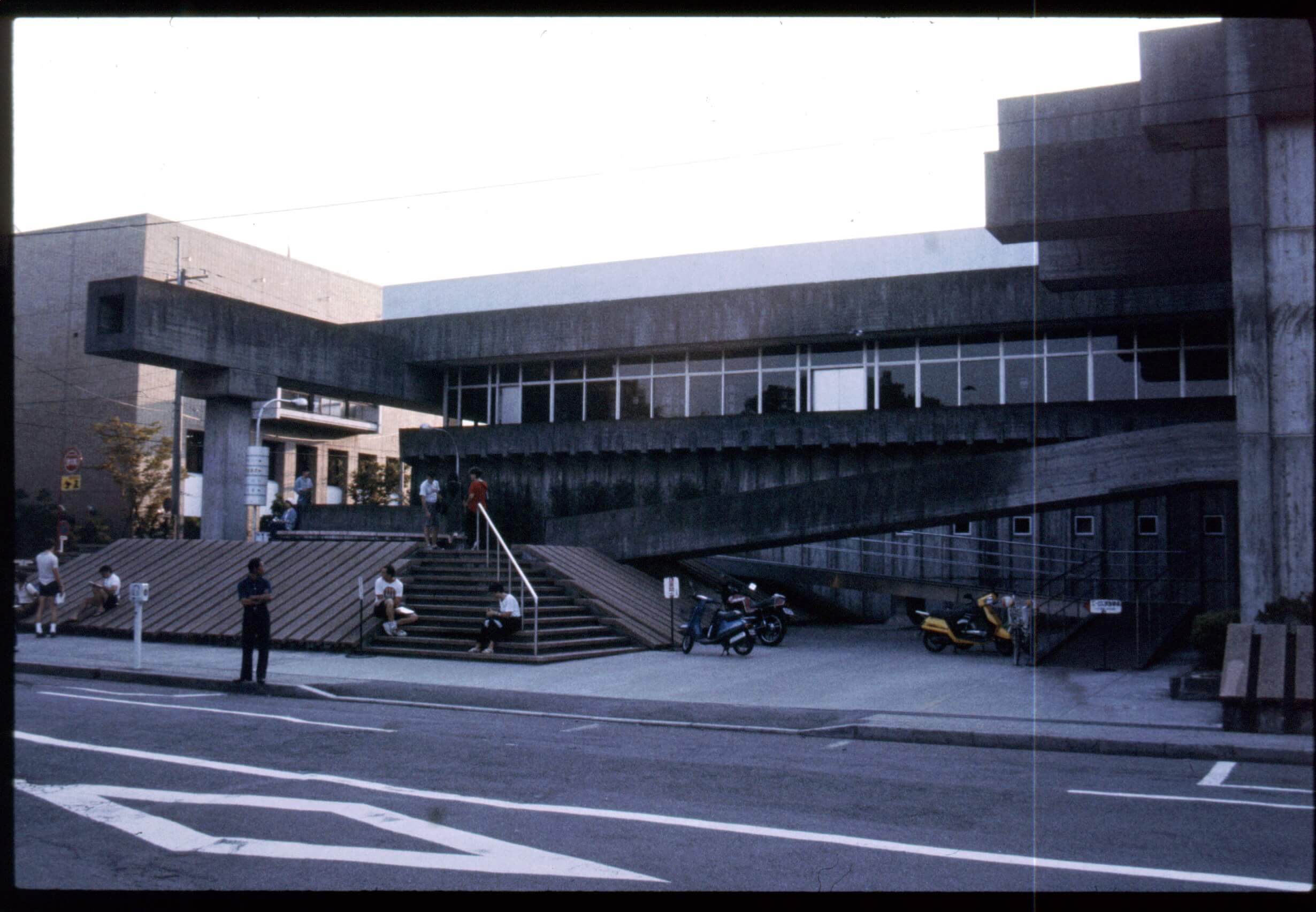 Arata Isozaki - A life-s work- Oita Prefectural Library-6