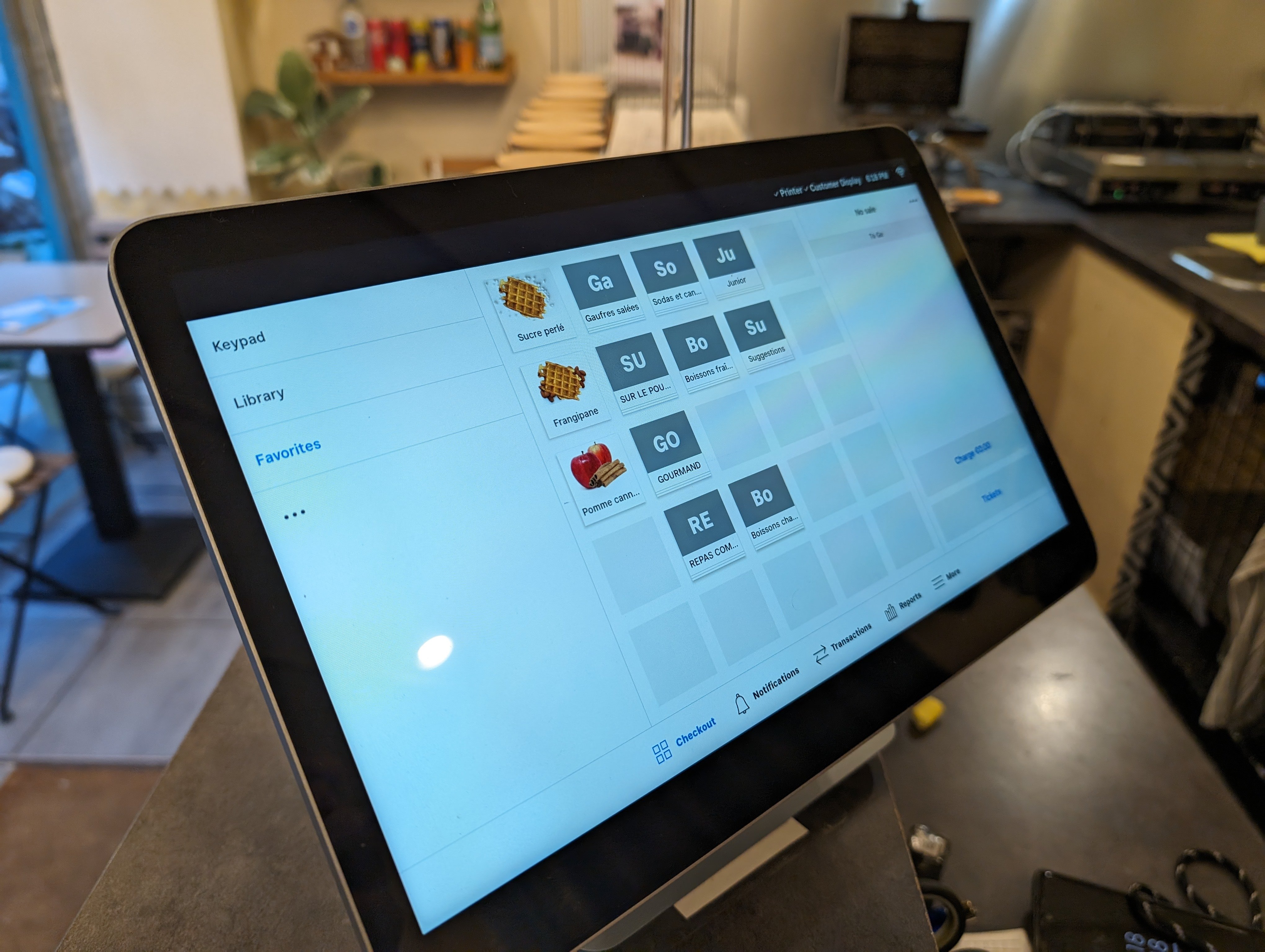 Square Register chez WAF WAF