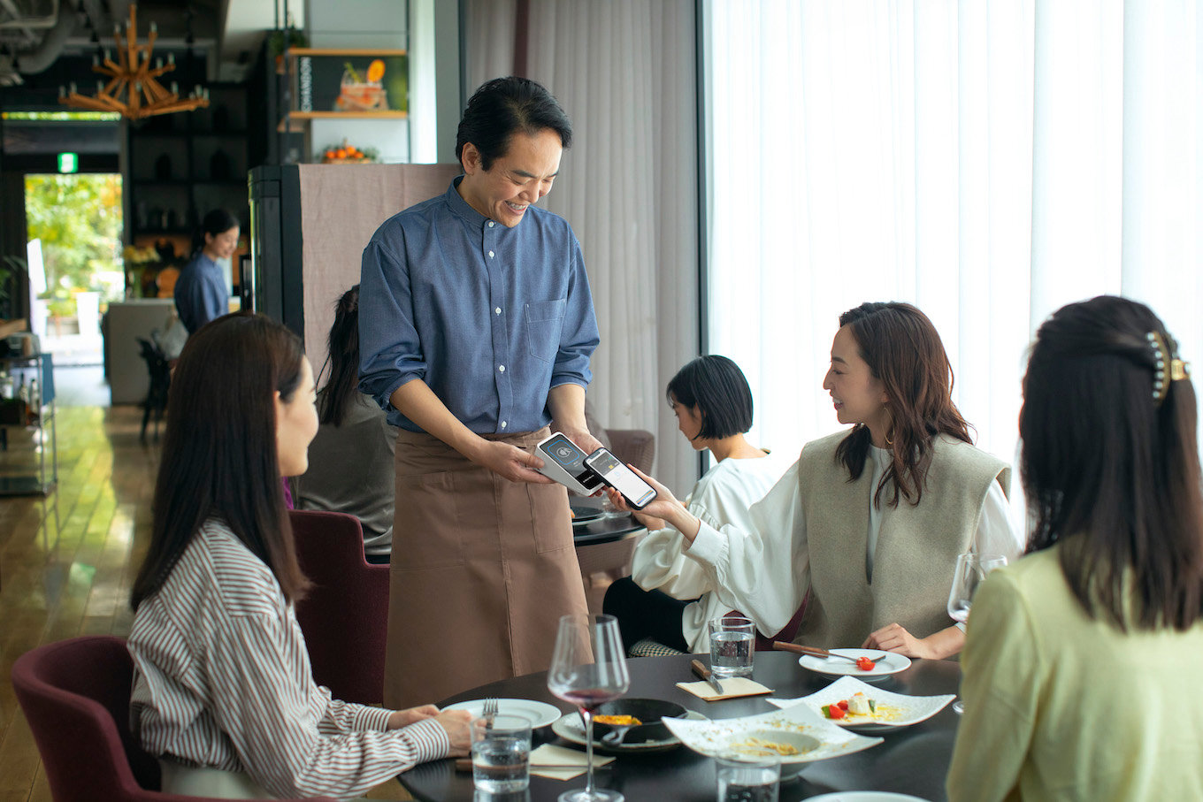 jp-blog-benefit-of-introducing-jcashless-payments-into-small-business