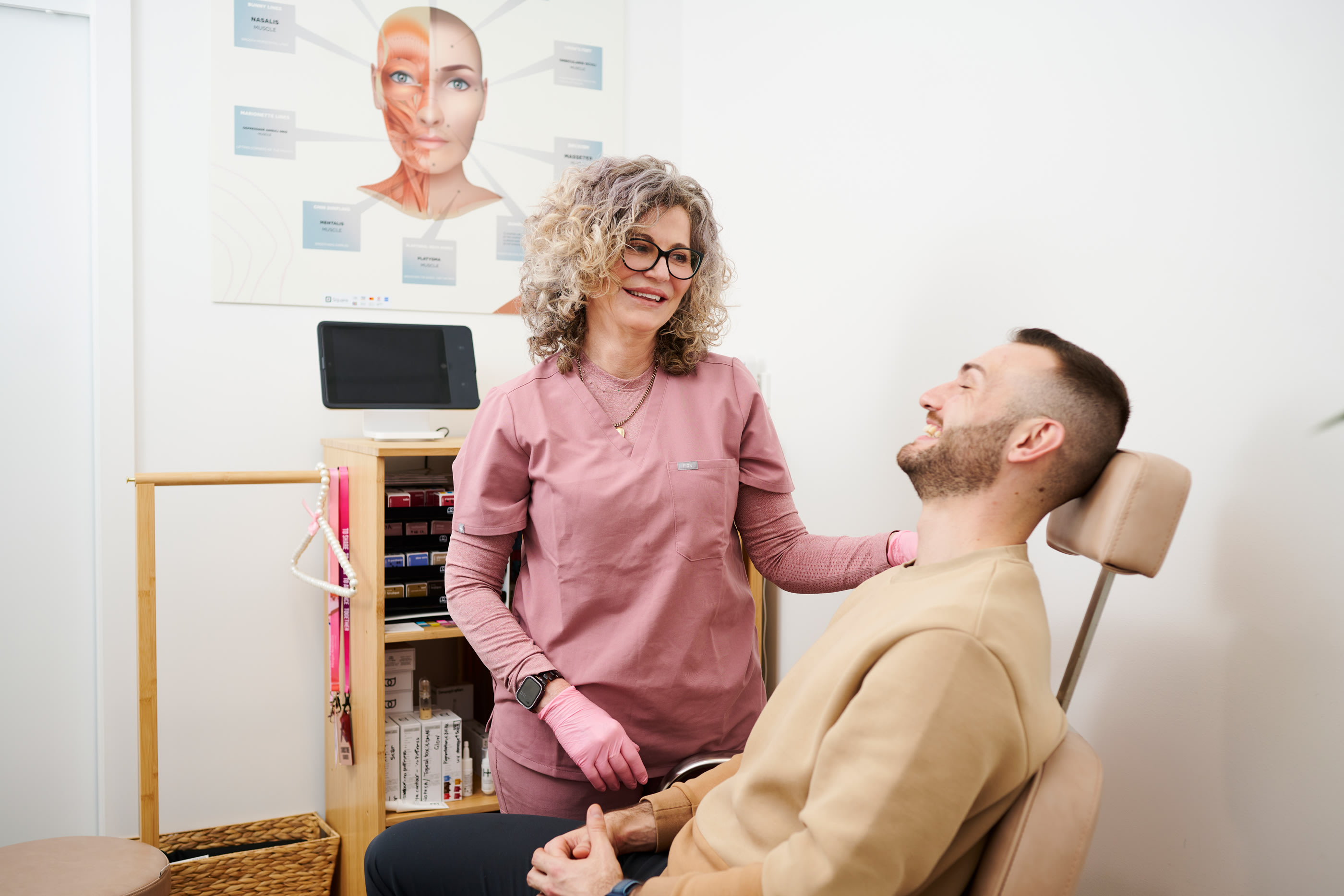 SQUARE pewpewstudio 20220929 -336 HR