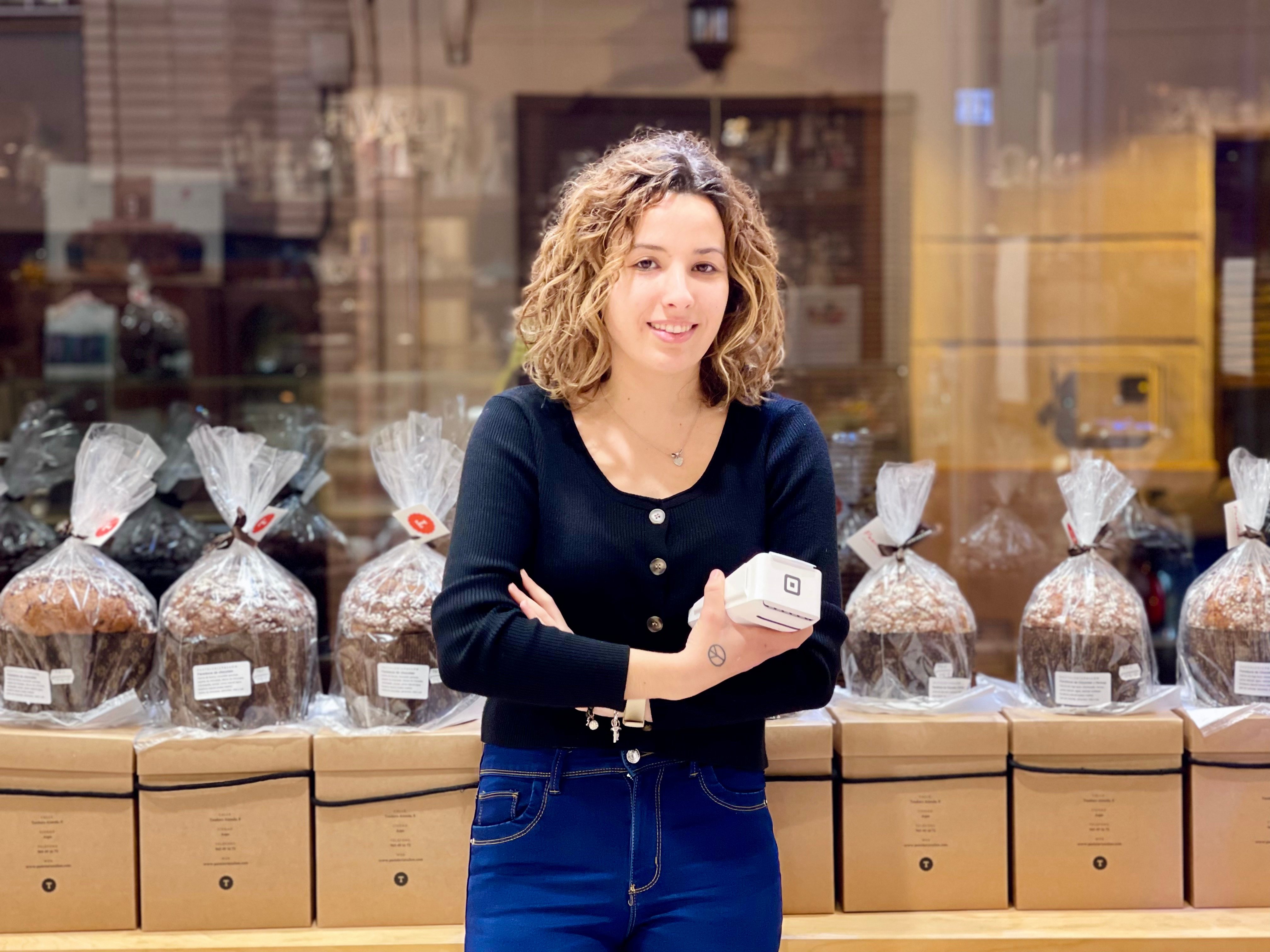 Pastelería Tallón = Square