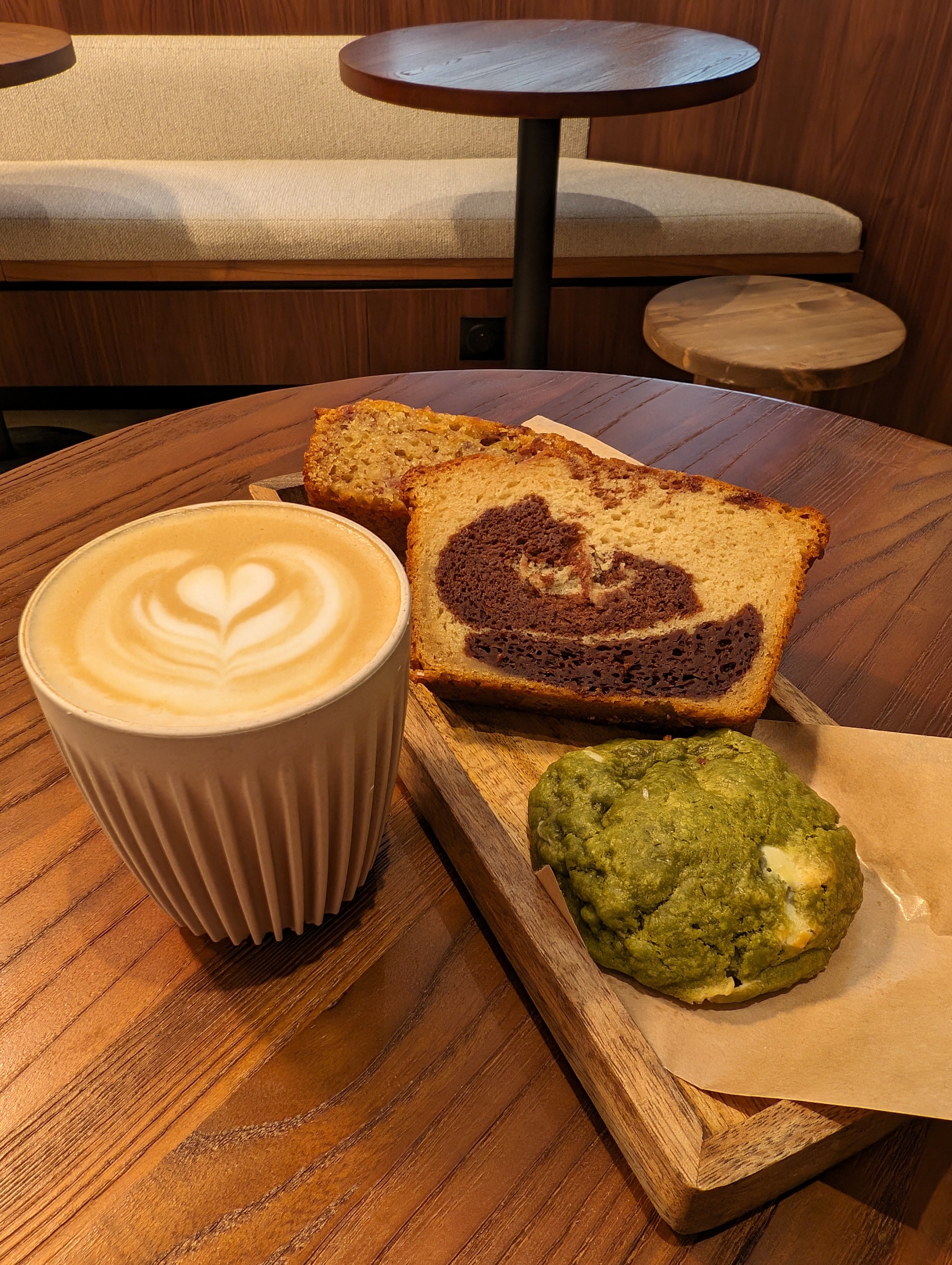Lactem : l'élégance d'un café parisien où le fait maison est à l'honneur