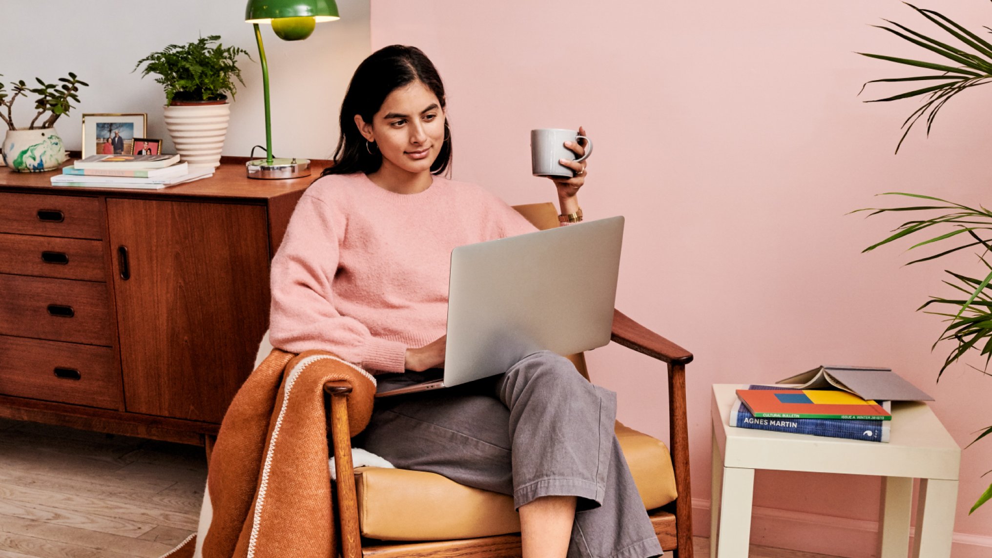 En la era digital, montar una tienda online es vital para que un negocio prospere. Aquí encontrarás todo lo que necesitas saber sobre las tiendas virtuales.