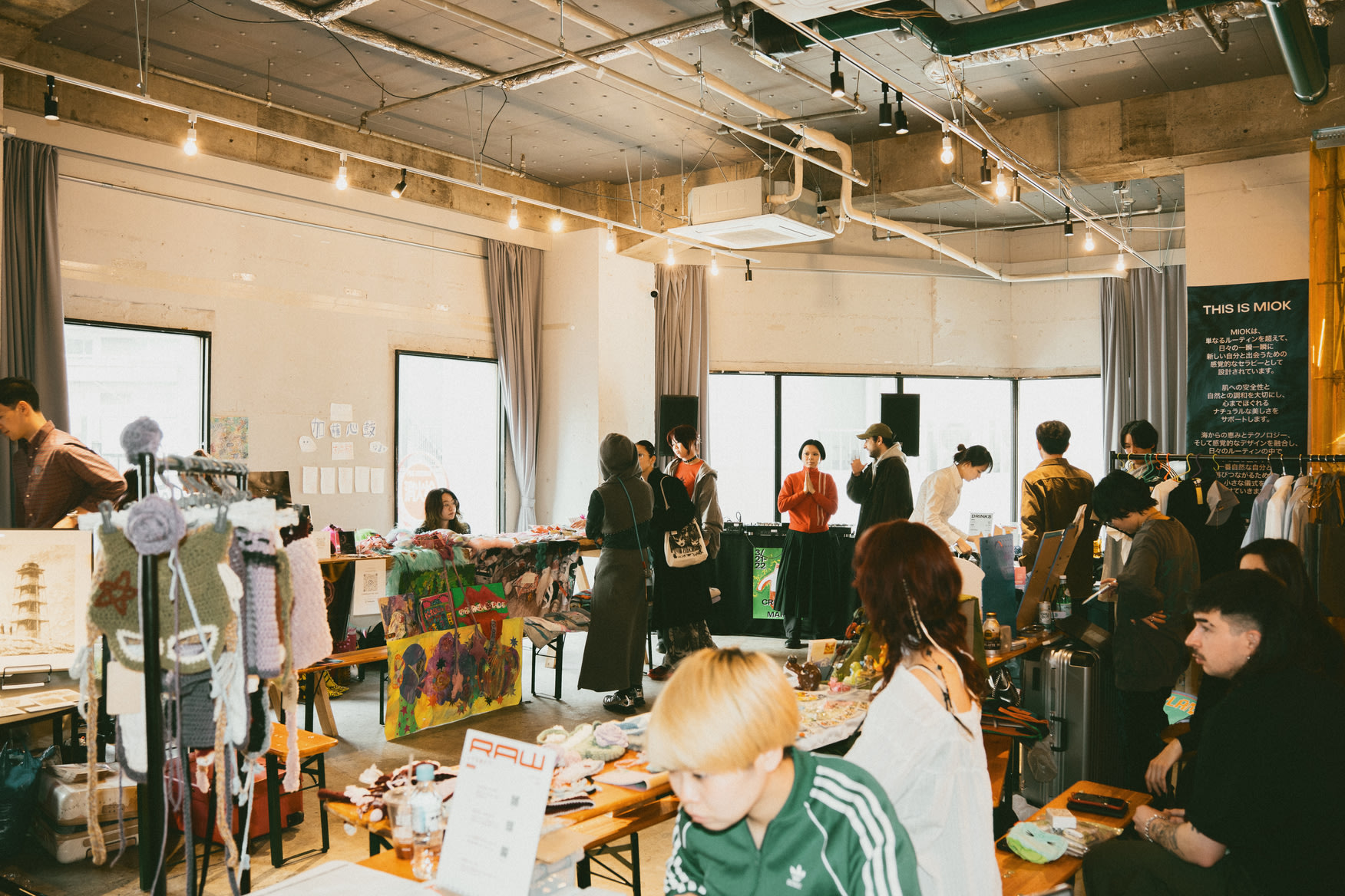 event creative-echo-market 1