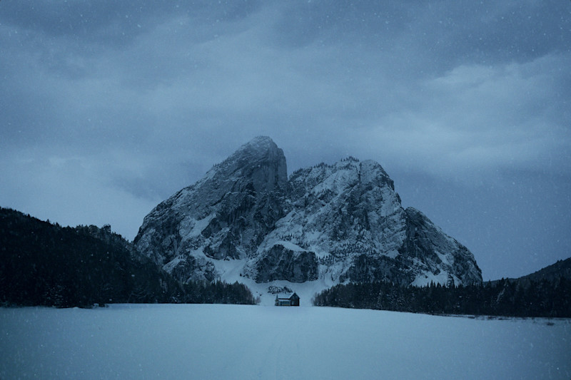 LADYWINTER ONLNE CLEAN.00 00 07 16.Image fixe001