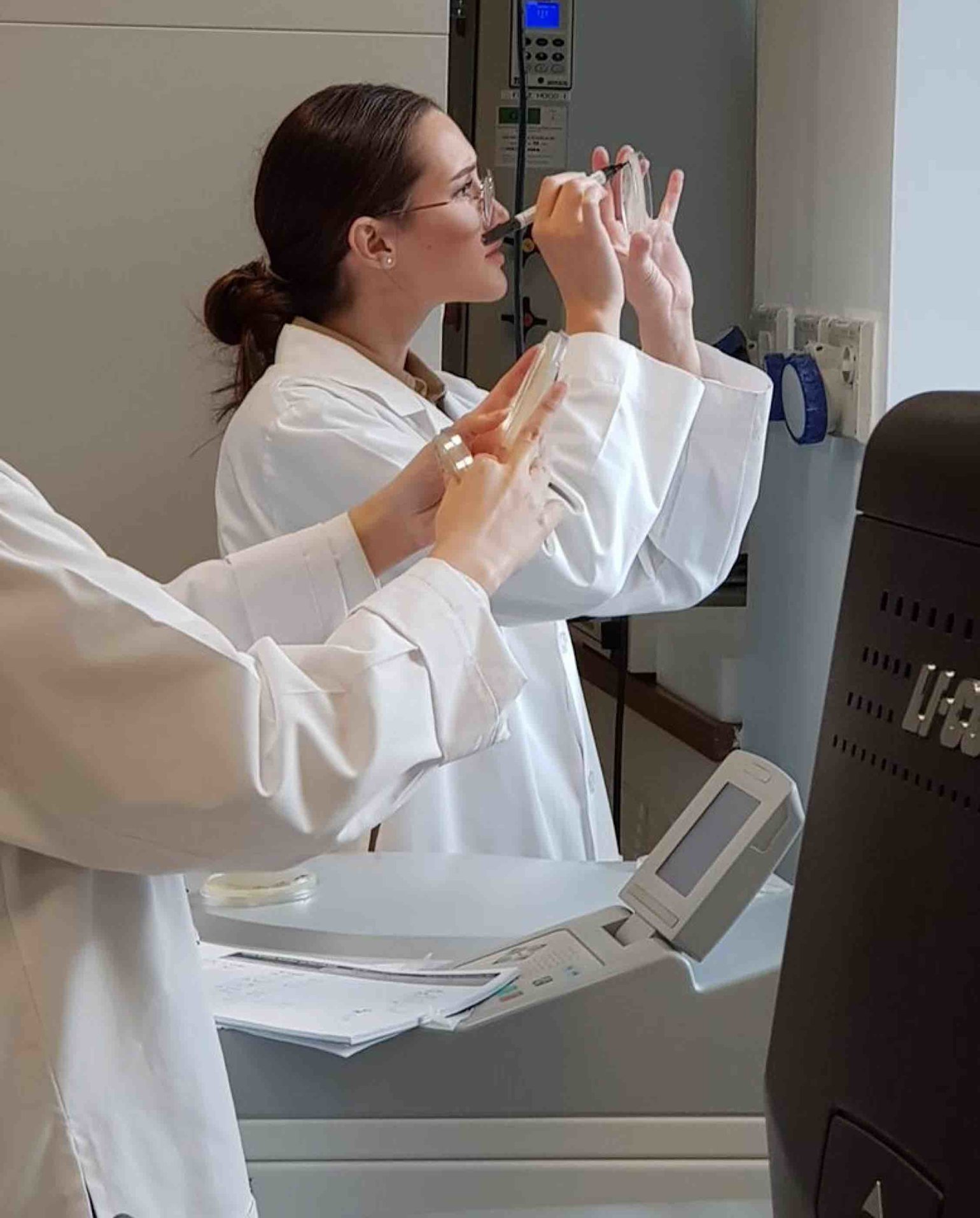 Joana Khatib, a senior at Carnegie Mellon University in Qatar, who left the U.S. to pursue her education at Qatar Foundation - QF - 02