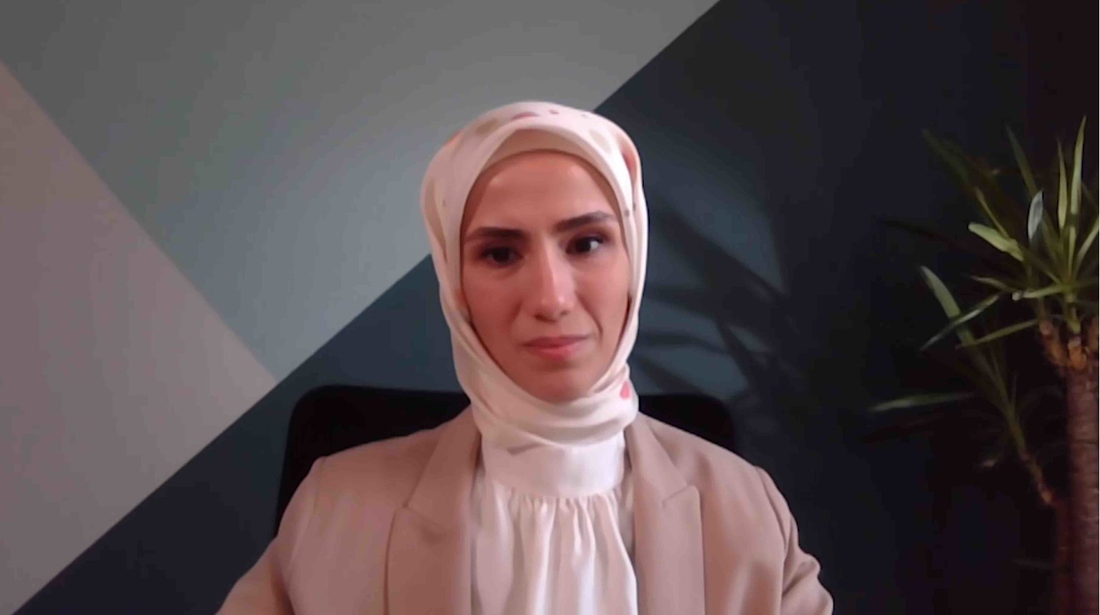 Building meaningful relationships is the key to avoiding loneliness, Her Excellency Sheikha Hind tells DIFI conference - QF - 01