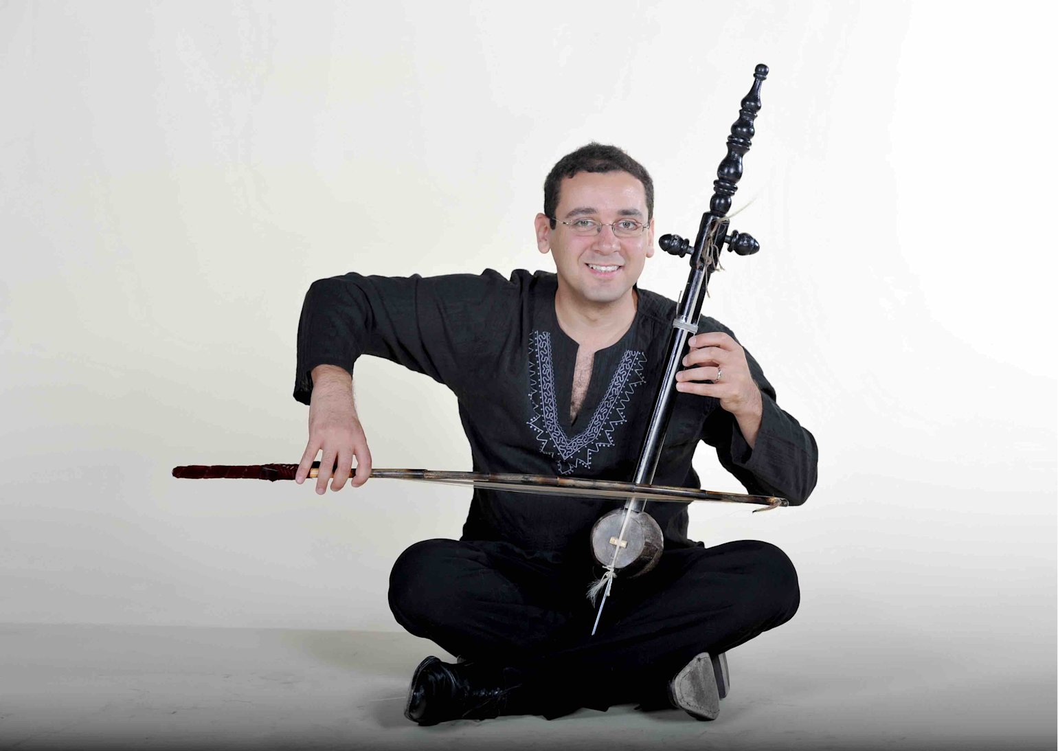 Musician Hassan Moataz Al-Mulla – from a family piano to Qatar Philharmonic Orchestra - qf - 02