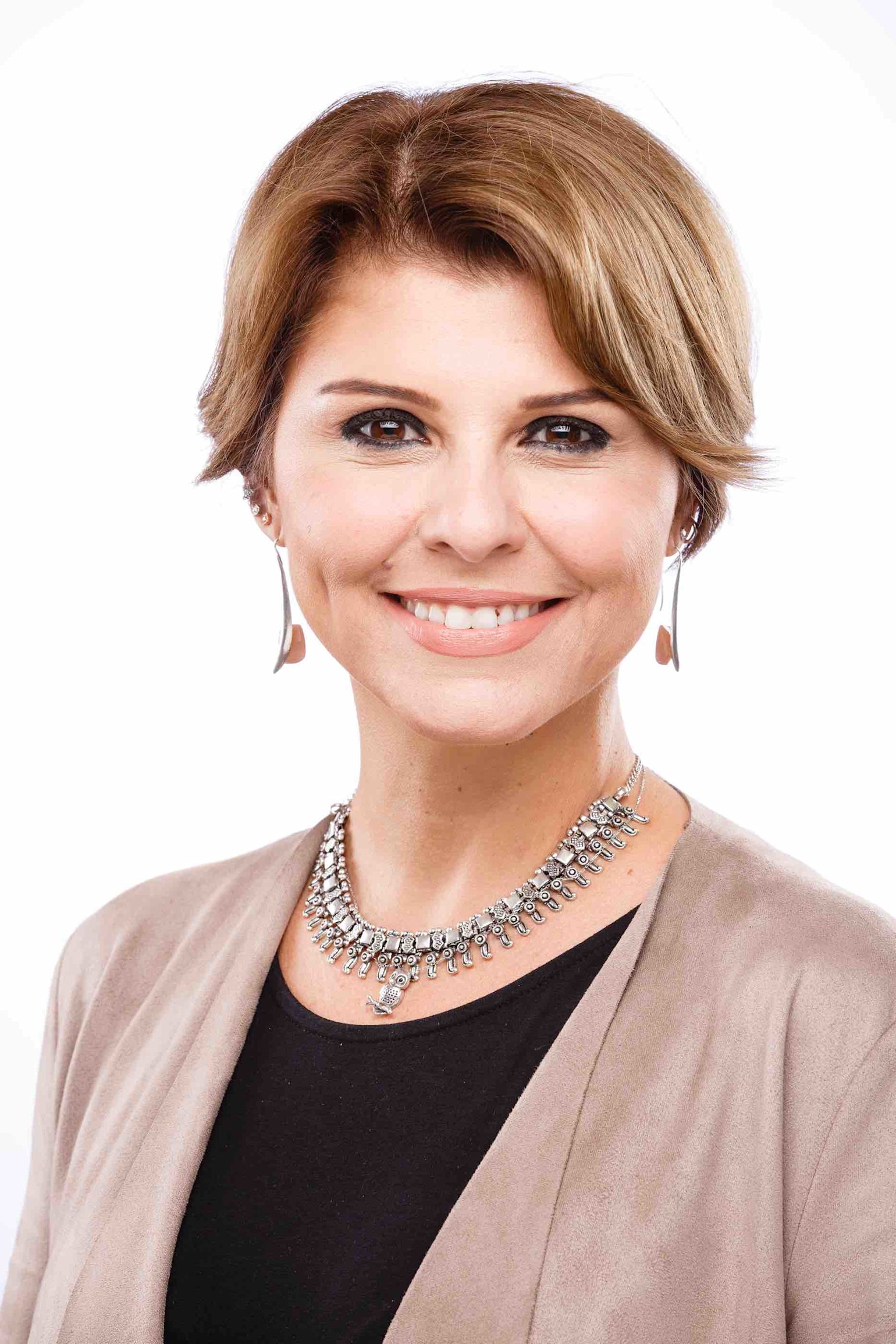 Banu Akdenizli - qf - 02