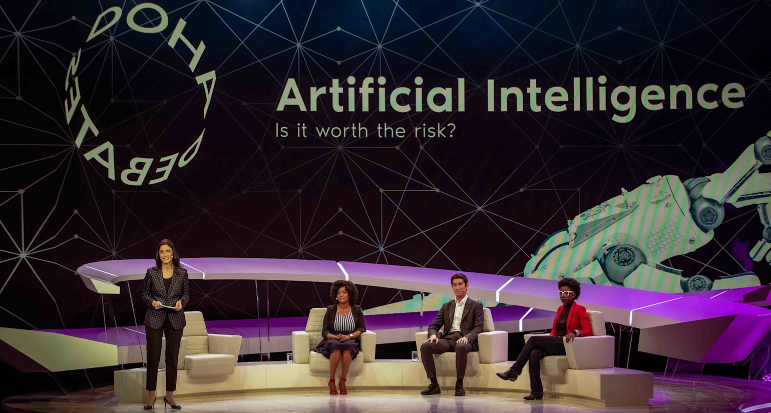 QF DohaDebate - debates on globalization 01