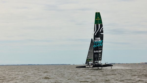 Emirates GBR begin training at brand-new Pensacola base ahead of Dubai showdown