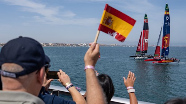 ROCKWOOL Racing strike back with three podiums in Valencia