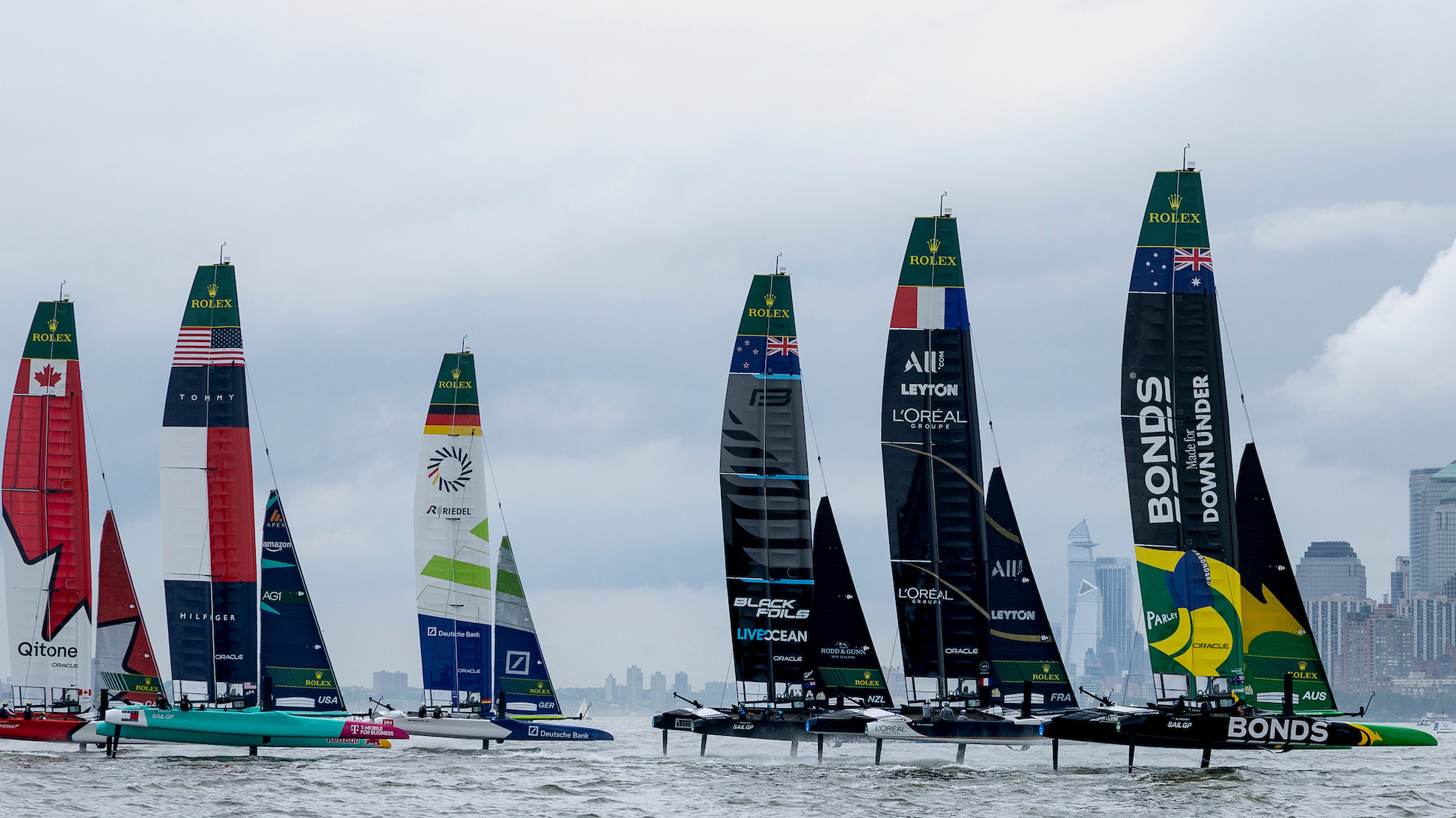 2025 Season // Fleet underway on first day of racing in New York