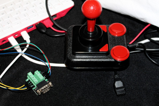 Use a retro DB9 joystick with Raspberry Pi 400