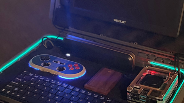 Cyberdeck portable entertainment system