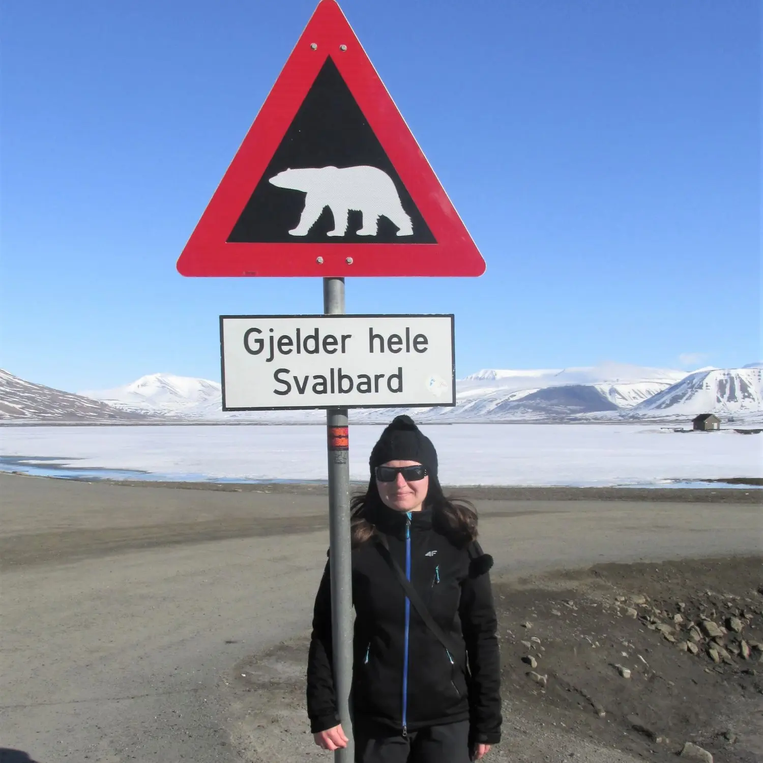 Spitsbergen - Życie na Stacjach Polarnych