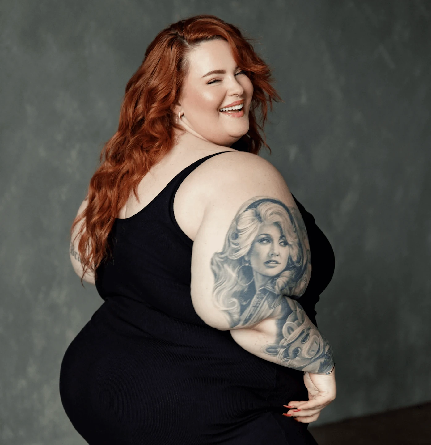 A headshot of founder, activitst, and model Tess Holiday
