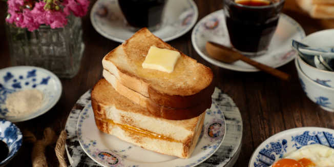 \[…\]

[Read More…](https://quisine.quandoo.sg/guide/how-to-make-kaya-toast-from-scratch/attachment/shutterstock_1521806078-1/)
