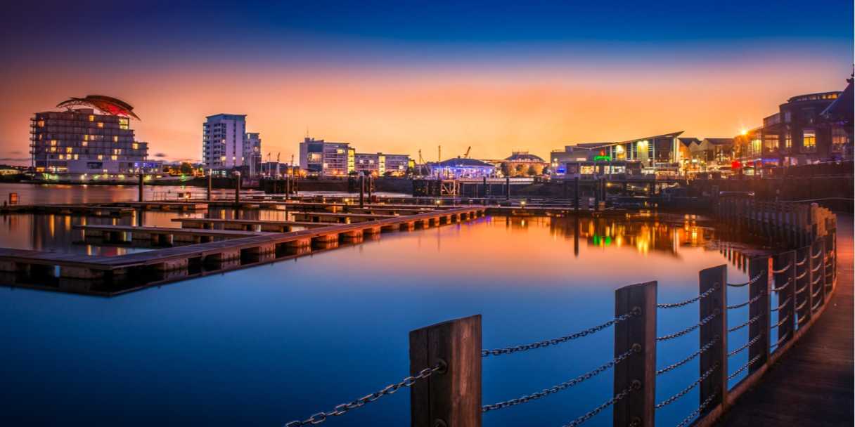 Sunset over Cardiff Bay. Source: Shutterstock \[…\]

[Read More…](https://quisine.quandoo.co.uk/guide/8-best-restaurants-cardiff-bay/attachment/cardiff-bay-header/)